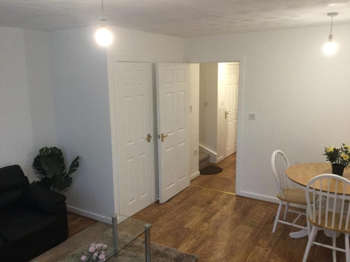 Apartamento Quiet Residential Area Within Easy Reach Of Town Mánchester Exterior foto